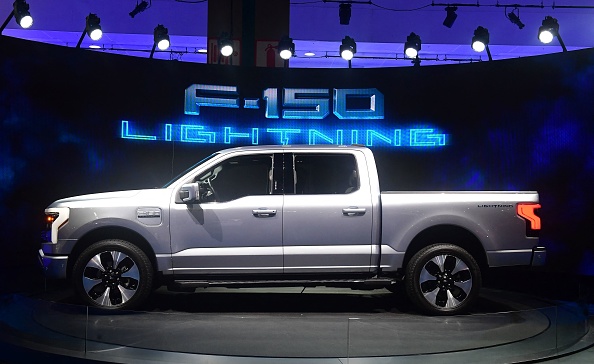 Ford's drfone F-150 Lightning Electric Pickup Starts Shipping! Plans Production of 150,000 Units in 2023?